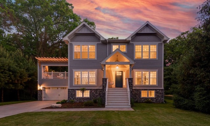 Grand Beach House | Don't Worry, Beach Happy! Private Beach