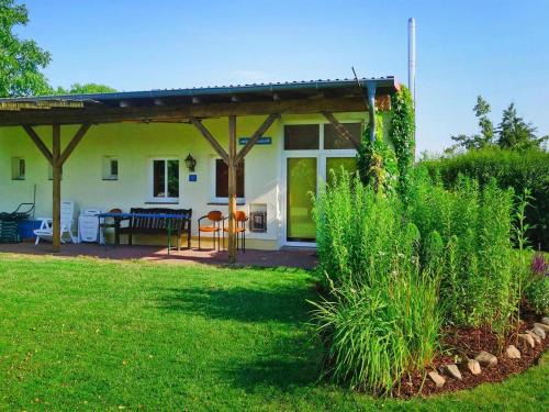 Muritz House | Doppelhaushälfte am Flacher See, Klocksin