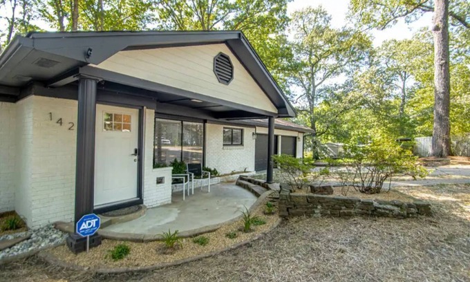 Jacksonville House | Double Diamond Rentals – Spectacular Home W/Land