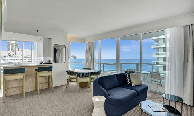 Mid Beach Apartment | Double Room Deluxe Suite 2BR/3BA in Fontainebleau