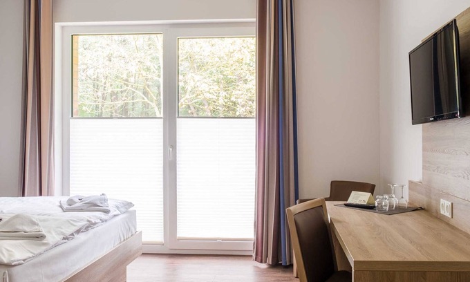 Graal Mueritz Hotel | Double room with terrace or balcony - Hotel garni "Zur Ostsee" - GM 69370