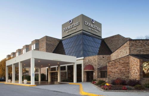 Oak Ridge Hotel | DoubleTree by Hilton Hotel Oak Ridge - Knoxville