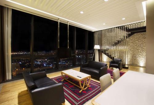 Avcilar Hotel | DoubleTree by Hilton Istanbul-Avcilar