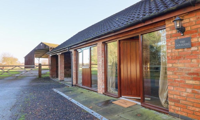 Newark House | Dovecote Field House Farm