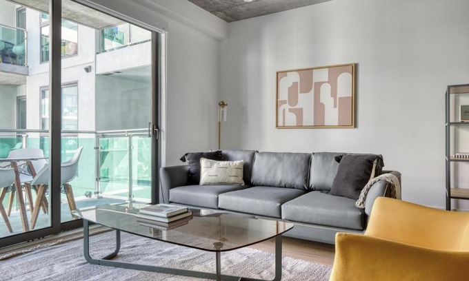 City West Apartment | Downtown 1BR w Pool Gym WD nr Staples Center LAX-555