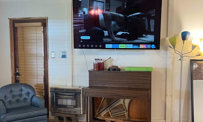 Freetown - Port Rico Apartment | Downtown Lafayette Gem-Stylish 1BR Apartment!