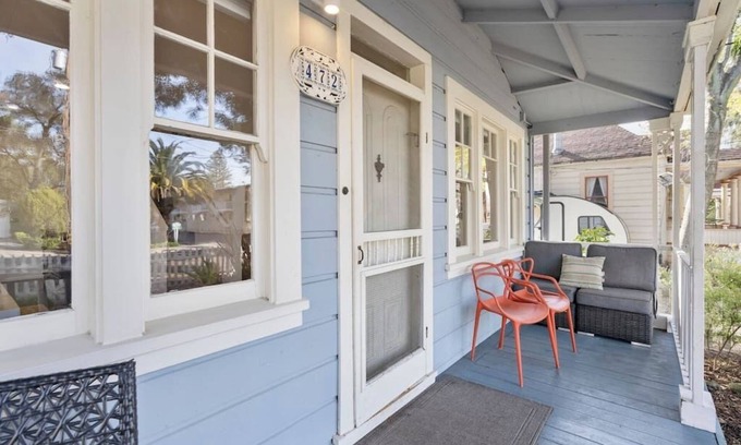 Napa House | Downtown Napa HOT TUB Retreat - 3 Bed l 2 bath