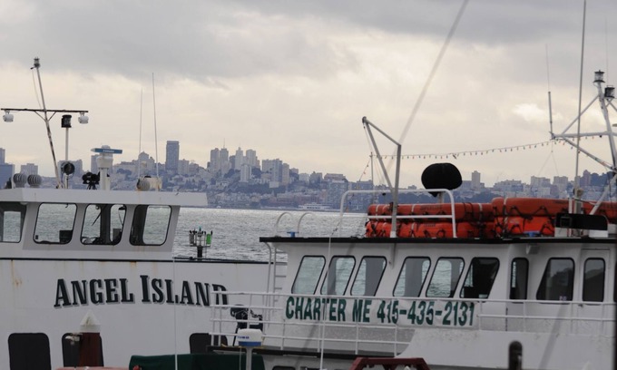 Belvedere Tiburon Apartment | Downtown next to SF ferry