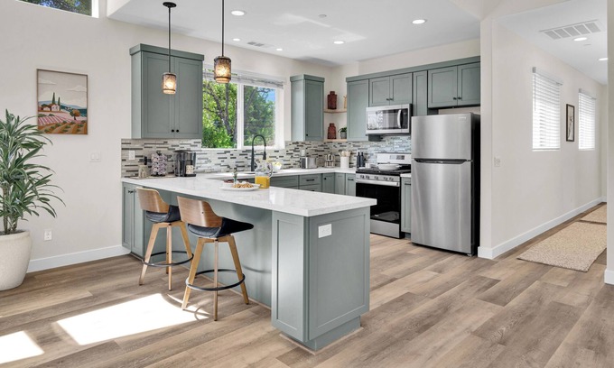 Paso Robles House | Downtown Paso: The Treetop Getaway