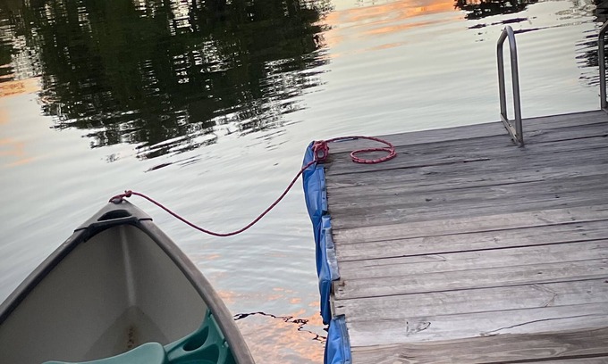 Weeki Wachee Gardens House | Dragonfly River House on Weeki Wachee canal near Rogers Park. Simply Peaceful