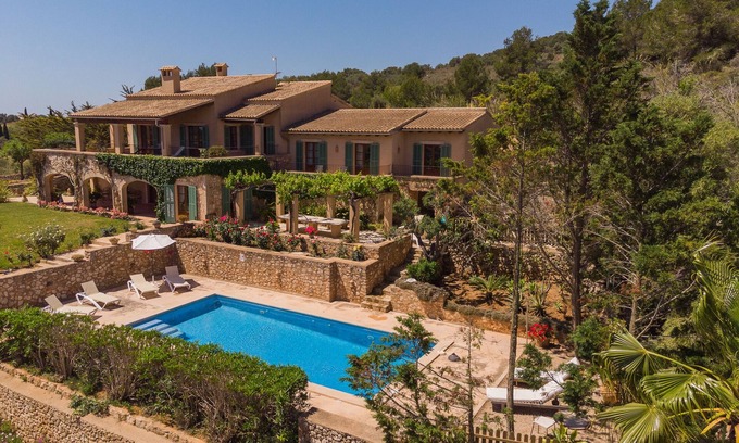 S'alqueria Blanca House | Dream finca for 8 people in the countryside with wonderful views. Private pool.