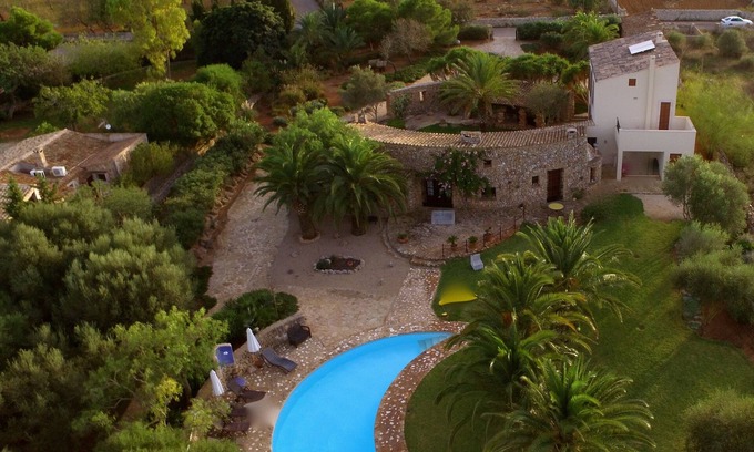 Santanyi House | Dream holiday in Santanyi, Finca with large pool, near Cala Mondrago