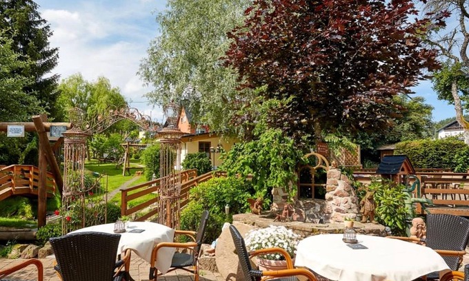 Neroth House | Dreibettzimmer - Hotel Am Eifelsteig - Neroth