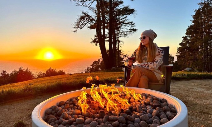 Cazadero Cabin | Driftwood Lodge ~ 5 BR/7 Bath ~ 30-acre Private Estate ~ Ocean ~ Forest ~ Events