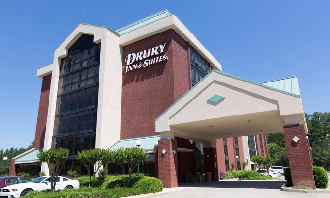 Crestline Heights Hotel | Drury Inn & Suites Birmingham Grandview