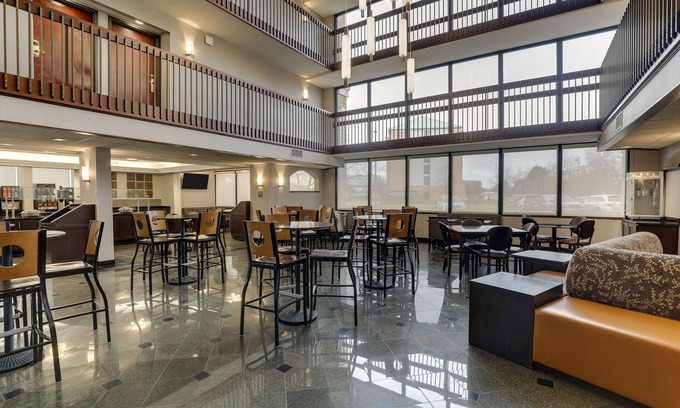 Tuttle Hotel | Drury Inn & Suites Columbus Dublin