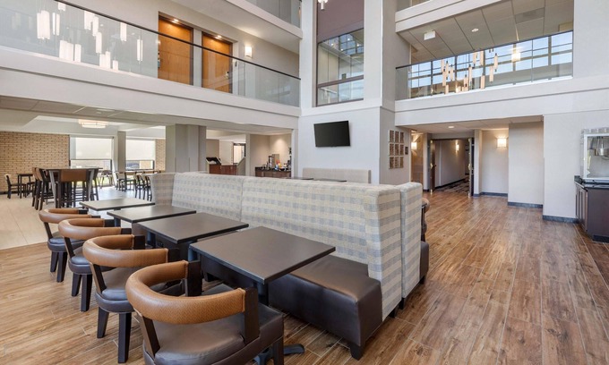 Paducah Hotel | Drury Inn & Suites Paducah