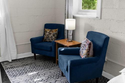 Birmingham House | Dugan Ave Unit B