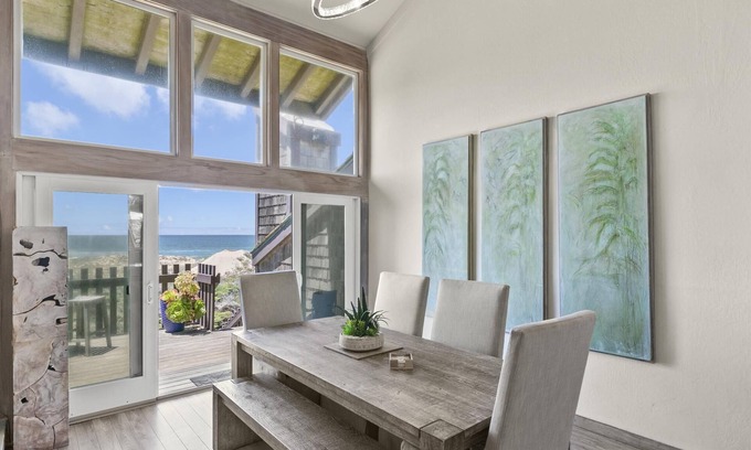 Castroville House | Dunes Beach Haven: Amazing Ocean Front Home