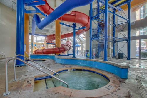 Myrtle Beach Apartment | Dunes Village/King bedOceanfront 2b/2b/waterpark