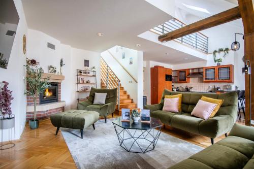 Prague 1 Apartment | Duplex 165m2 with VIEWS only 30 Seconds to Charles Bridge