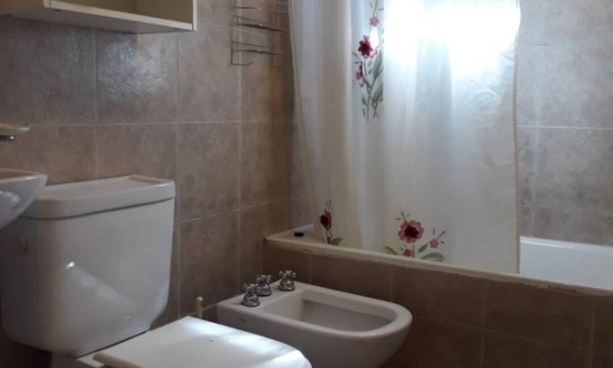 Puerto Madryn House | DUPLEX 2 CUADRAS DEL MAR ESTACIONAMIENTO PRIVADO