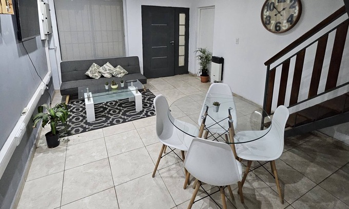 Mendoza City Center Apartment | Duplex Dorrego, a 400m de Cuidad de Mendoza