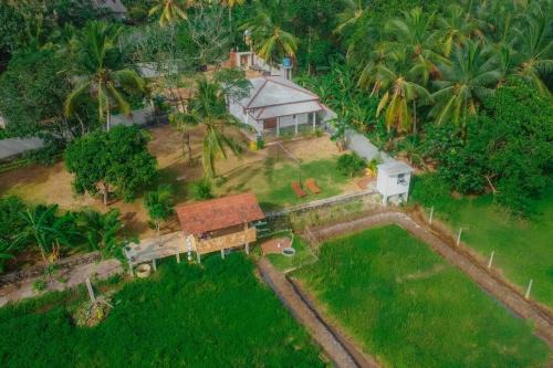 Induruwa Bed & Breakfast | Eagle Resort