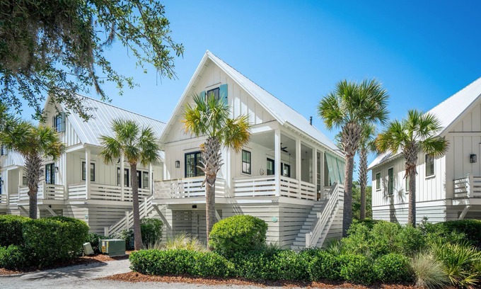 Johns Island House | “Eagles Nest” (3035 Southerly Way) 2 person creekside bungalow at Kiawah River ~