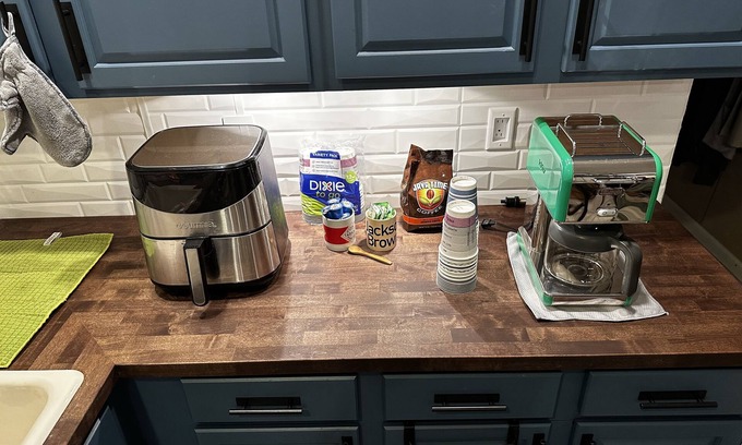 Sunnyland House | Ease. Eclectic comforts of Home! 5 bedrooms+. Many more-sleeping options. View