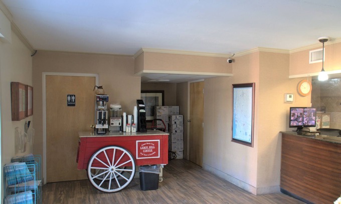 Daphne Hotel | Eastern Shore Motel