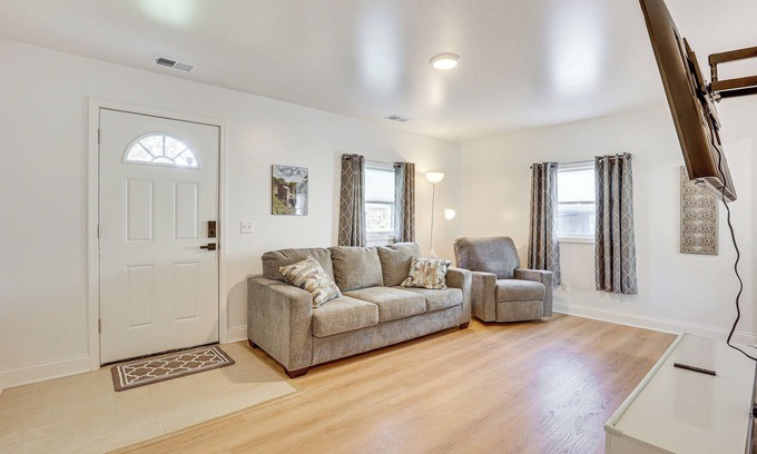 McDonald House | Easy I-80 Access! Newly Updated McDonald Home