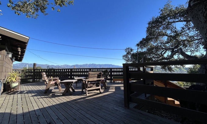 Elysian Heights House | Echo Park hunting lodge bungalow w/mountain views