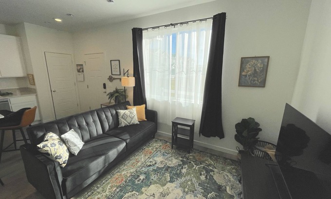 Johnstown House | Eclectic relaxing townhome with plenty of space in Johnstown
