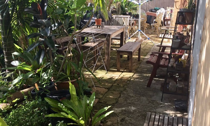 Sydney Apartment | Eclectic room, private space, quiet nature spot near famous surf beaches & City