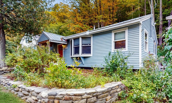 West Wardsboro House | Eclectic Rustic Retreat; near river, Mt Snow, Stratton & Nat'l Forest