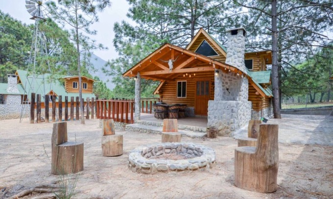 Santiago Cabin | Eclipse Cabin/ideal for family adventures