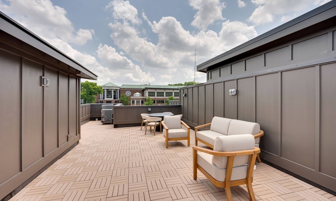 Hillsboro Village Cottage | Eclipse - Ultra High End Finishes - Rooftop Patio