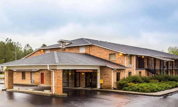 Lugoff Hotel | Econo Lodge Inn & Suites