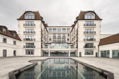 Kozyn Hotel | Edem Kyiv