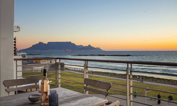 Big Bay Apartment | Eden on The Bay 250 - Two Bedroom Apartment, Sleeps 4