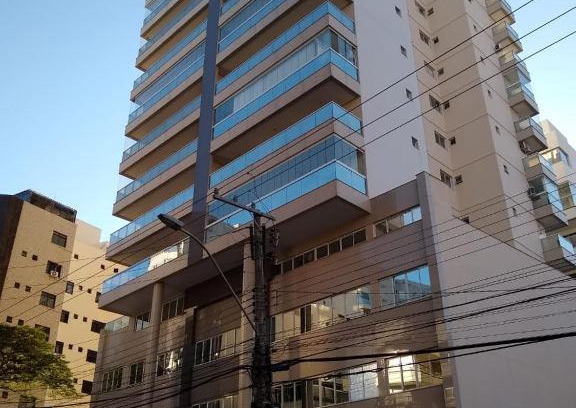 Praia do Morro Apartment | Edf Gil Nogueira-Praia Morro-Guarapari-3º Andar-APTO FTE-SOL MANHA-Piscina-Sauna-02 quartos com Ar -TV Tela Plana-Wi-Fi-Varanda Gourmet -Tela de Proteção - Purificador Água-Airfray-Dois elevadores-01 Garagem-Portaria 24 horas-50 mts da Praia do Morro