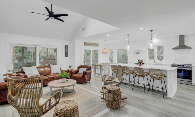 Isle of Palms House | Edgewater Alley 9 by Wild Dunes, with Amenities