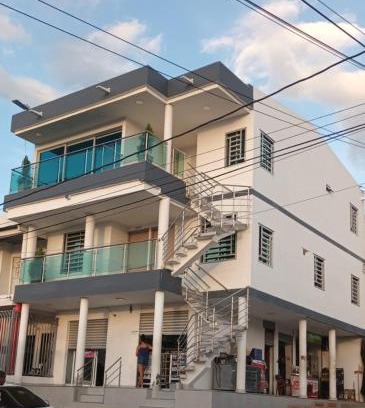 Santa Marta Apartment | EDIFICIO LOS PINOS EN LA URB. LAS ACACIAS