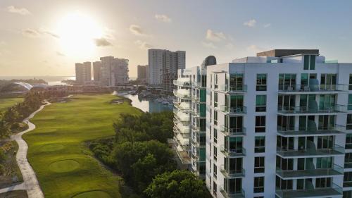 Zona Hotelera Apartment | EHDEN Vacation Suites Puerto Cancún