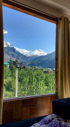 Manali House | Ehsaas - Cafe & Boutique Stay by Ostellomanali