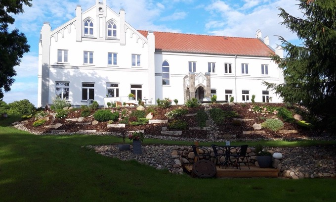 Parow Apartment | Eich Sahl at Levetzow Manor - 5-star - ABC435