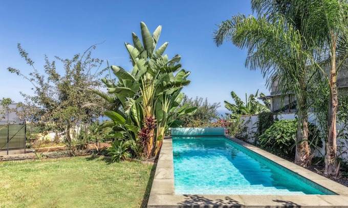 San Andres y Sauces House | El Bebedero by Huskalia | private pool