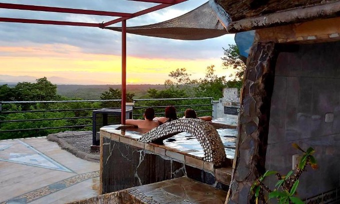 Tarcoles Villa | El Castillo Monte Campana