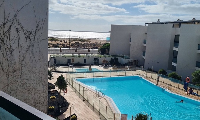 El Cotillo Apartment | "El Cotillo Sonando"/Stylish/Well equipped/On beach for surf and swim.